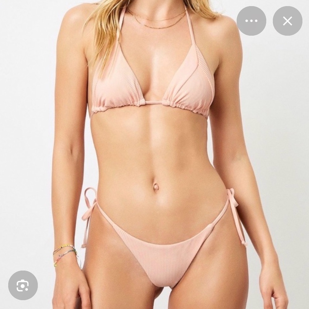 Frankie’s Bikinis Sky Triangle Bikini Set in Peach